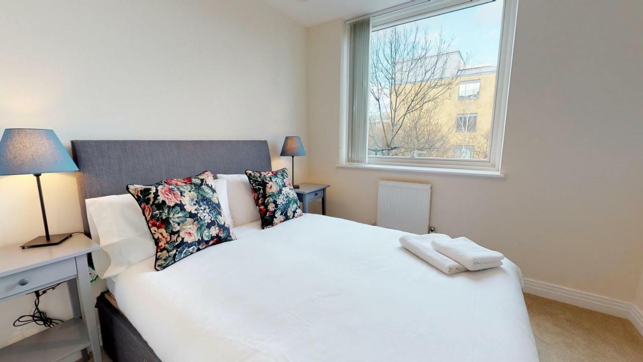 Niksa Serviced Accommodation - Welwyn Garden City Business Park Екстериор снимка