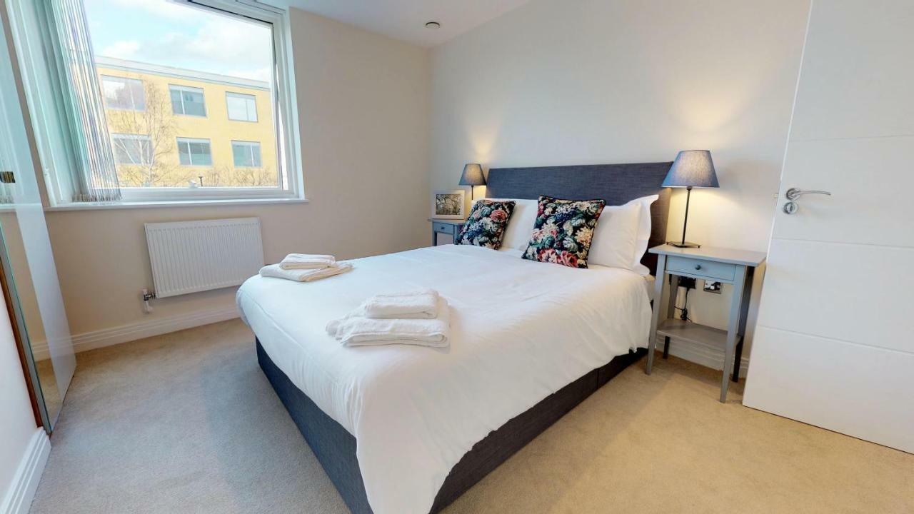 Niksa Serviced Accommodation - Welwyn Garden City Business Park Екстериор снимка